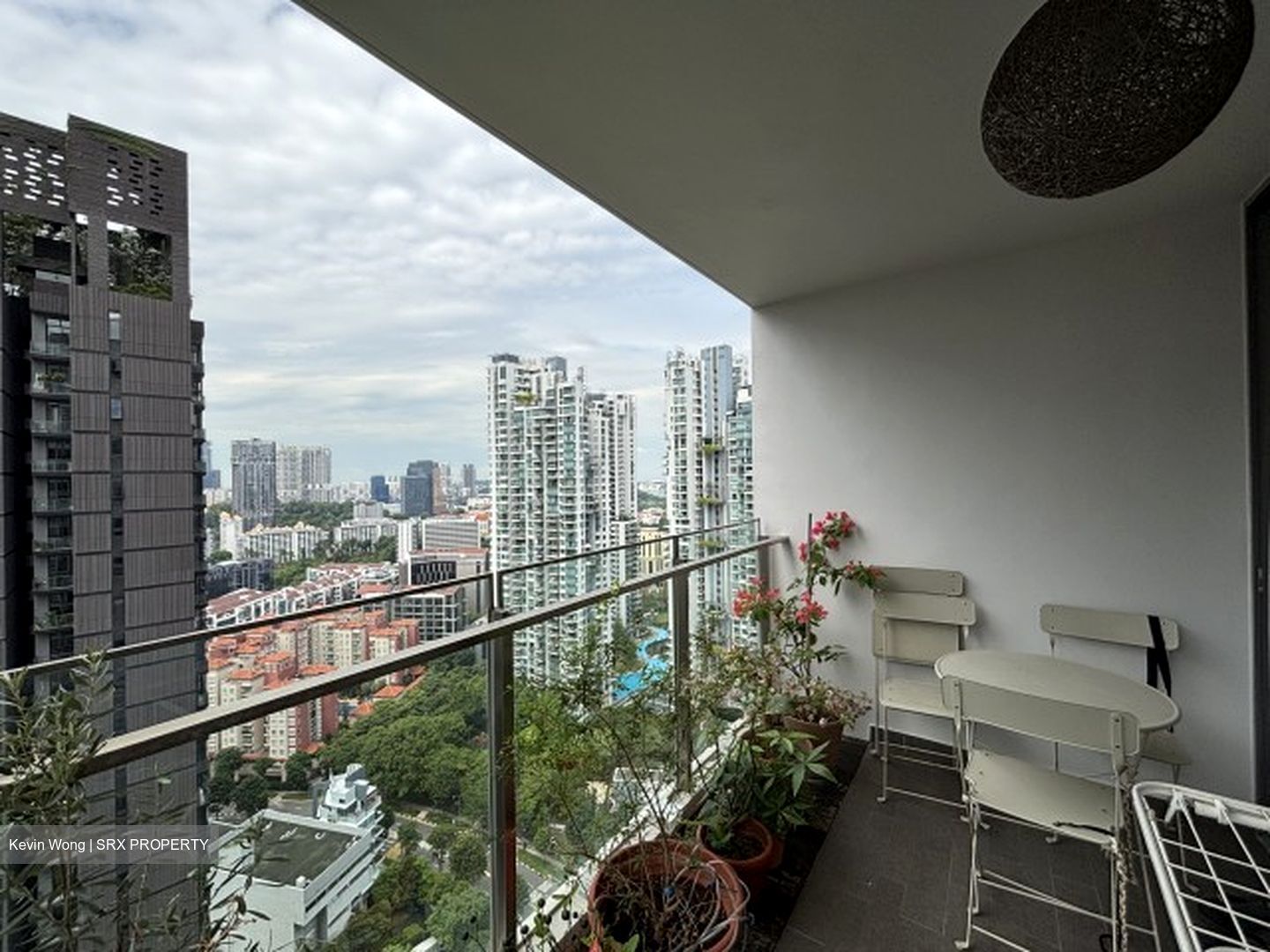 Starlight Suites (D9), Apartment #453855761